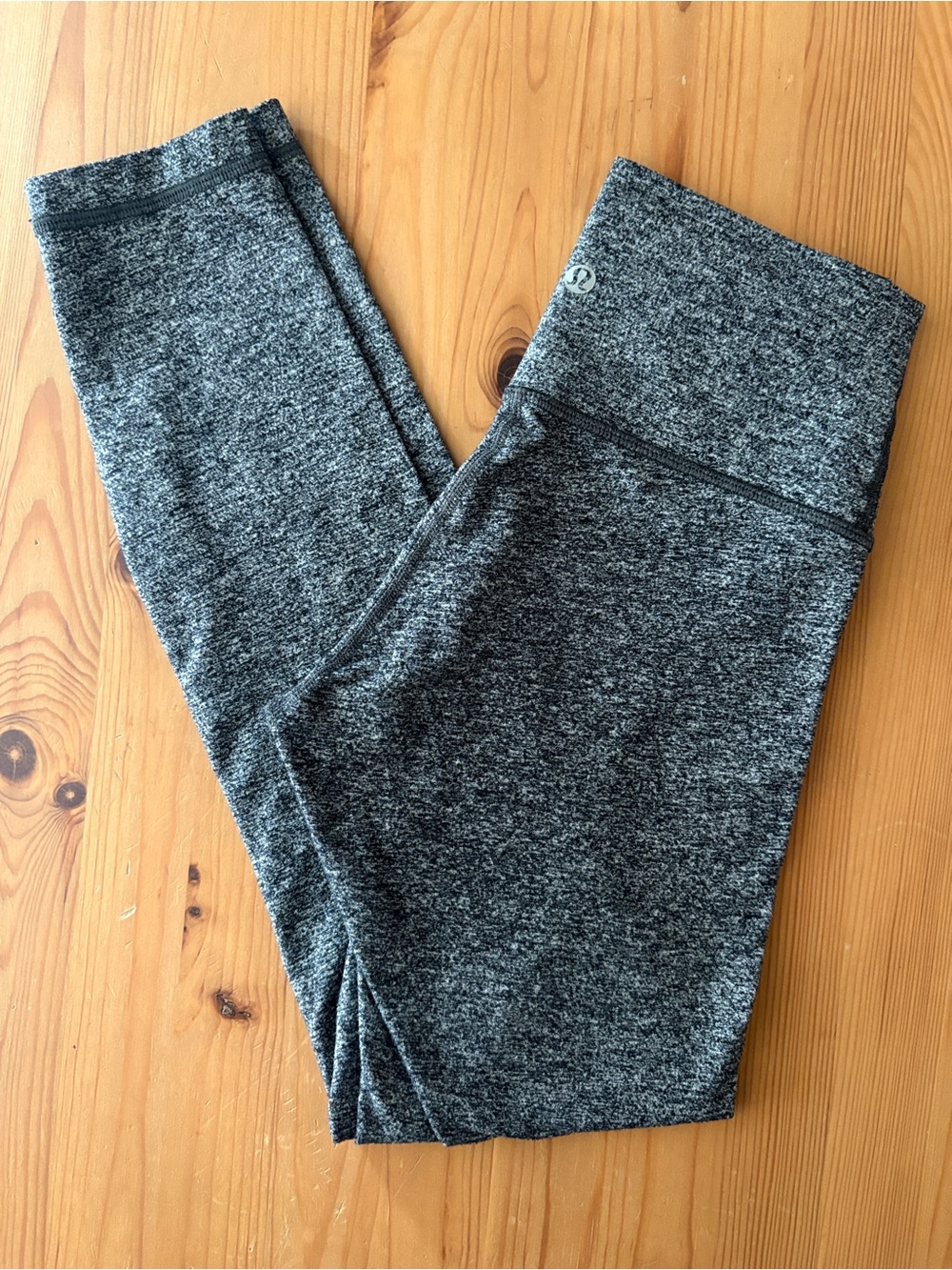 lululemon athletica cropped Charcoal Heather Leggings